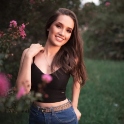 Avatar for Clara Wynn