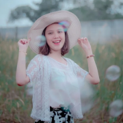 Profile picture of Lena Bright