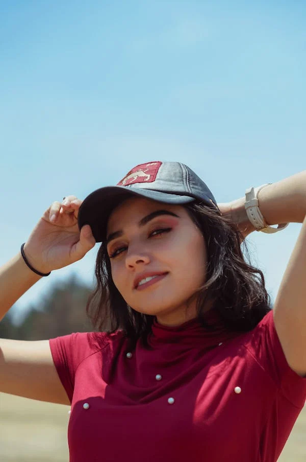 Meet The Punsify Team 18 Aria Wells
