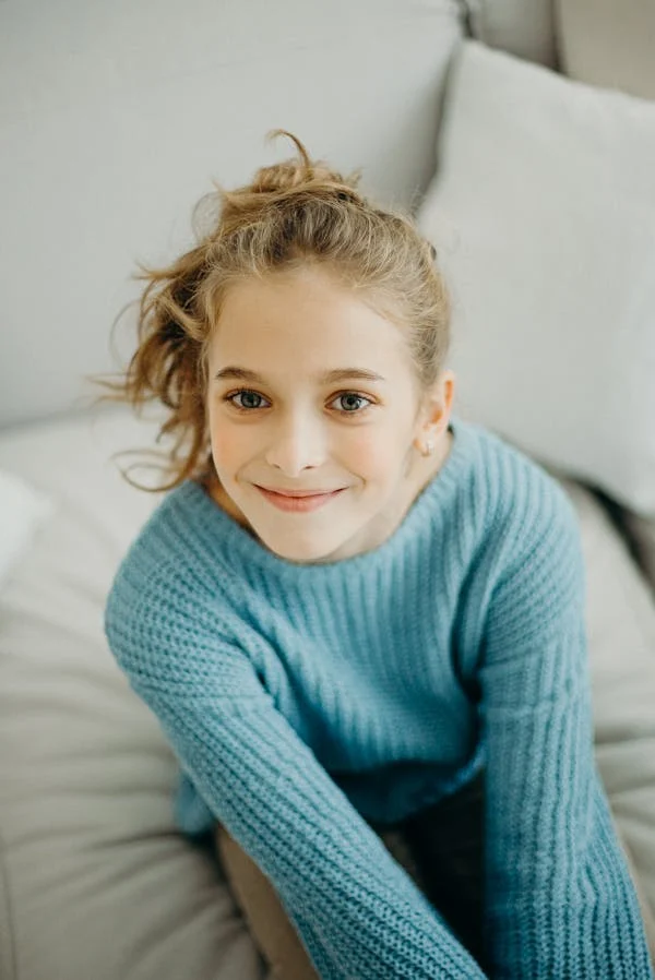 Meet The Punsify Team 19 Ava Sinclair