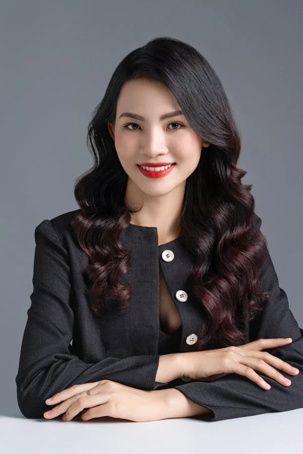 Meet The Punsify Team 3 Zara Collins